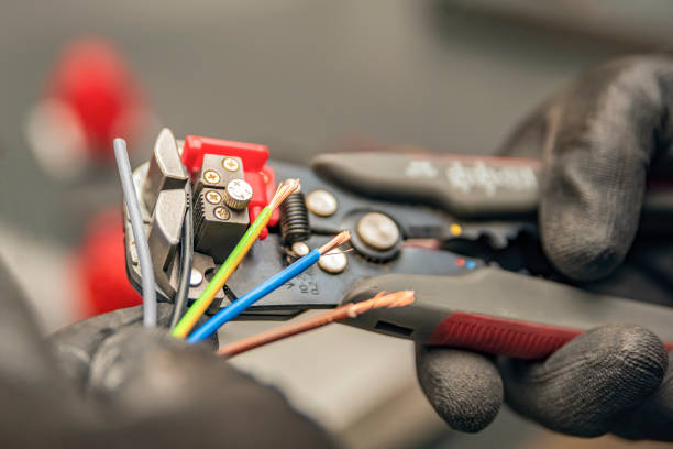 Electrical Outlet Repair in Homewood, AL